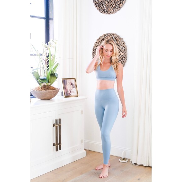 Glyder Sky Blue Gloss Yoga Pants  Size Small - Picture 1 of 8